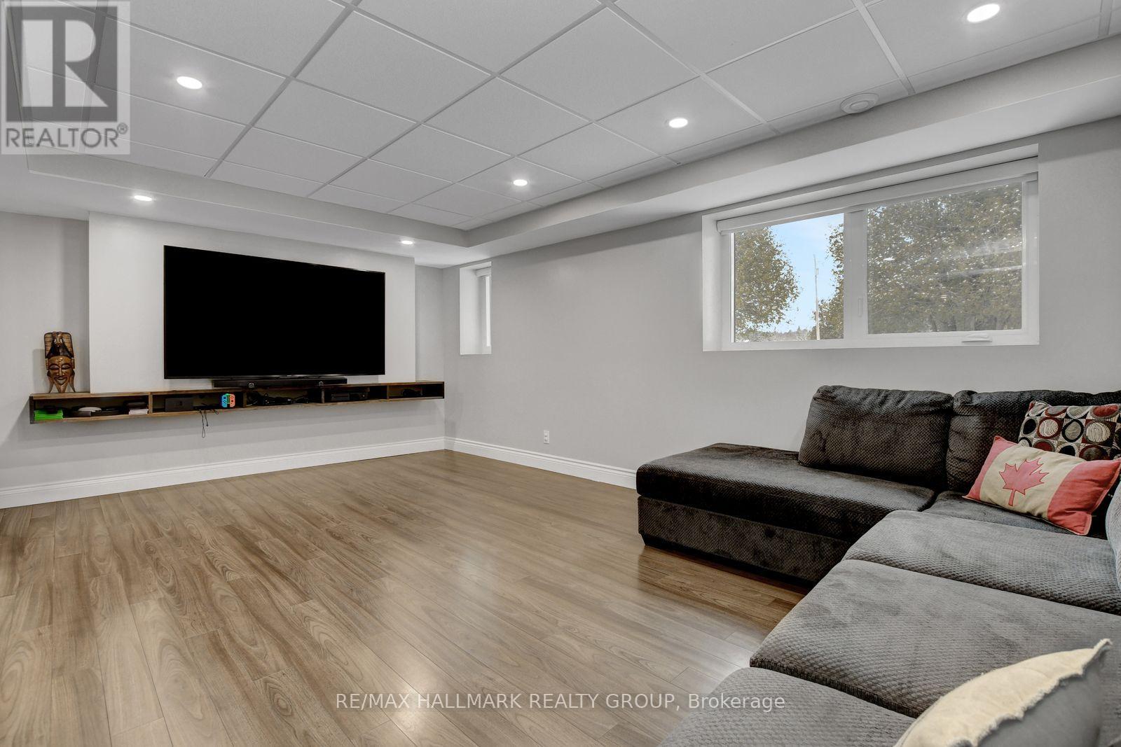 131 Delaney Drive, Ottawa, Ontario  K0A 1L0 - Photo 31 - X12903914