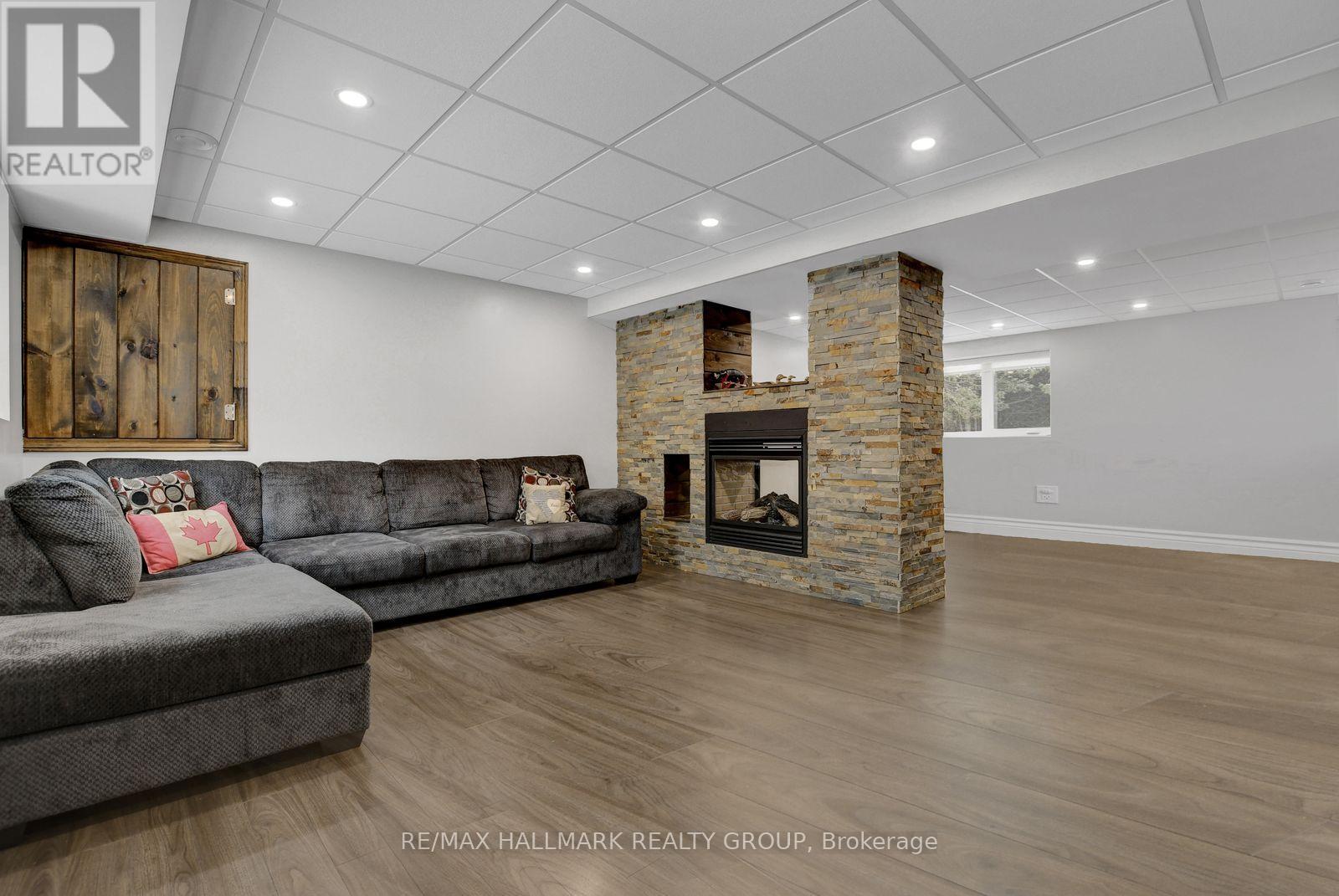 131 Delaney Drive, Ottawa, Ontario  K0A 1L0 - Photo 32 - X12903914