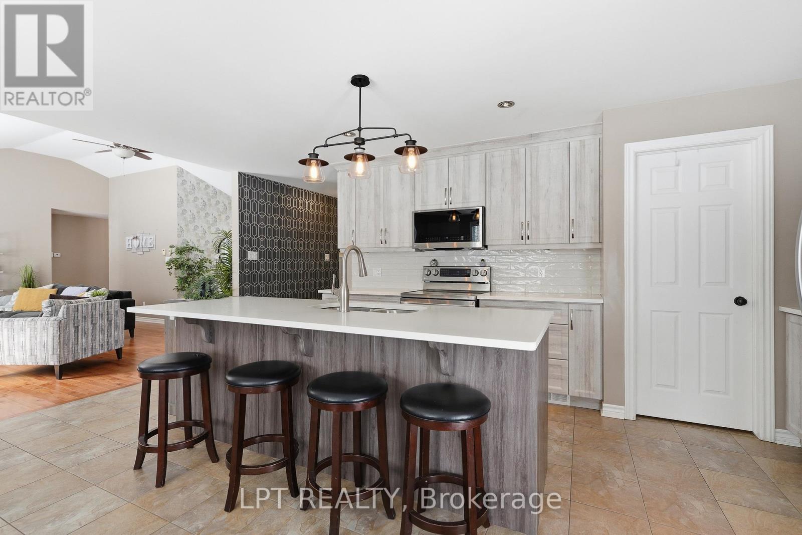 132 Moise-Gendron Street, Clarence-Rockland, Ontario  K0A 1E0 - Photo 14 - X12903992