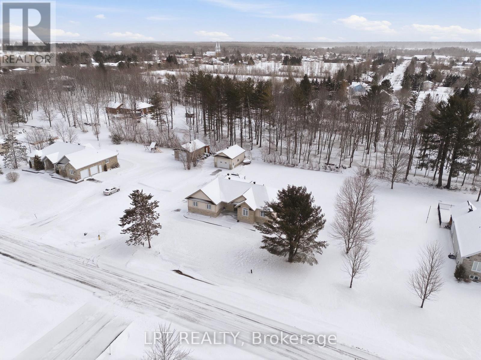 132 Moise-Gendron Street, Clarence-Rockland, Ontario  K0A 1E0 - Photo 33 - X12903992