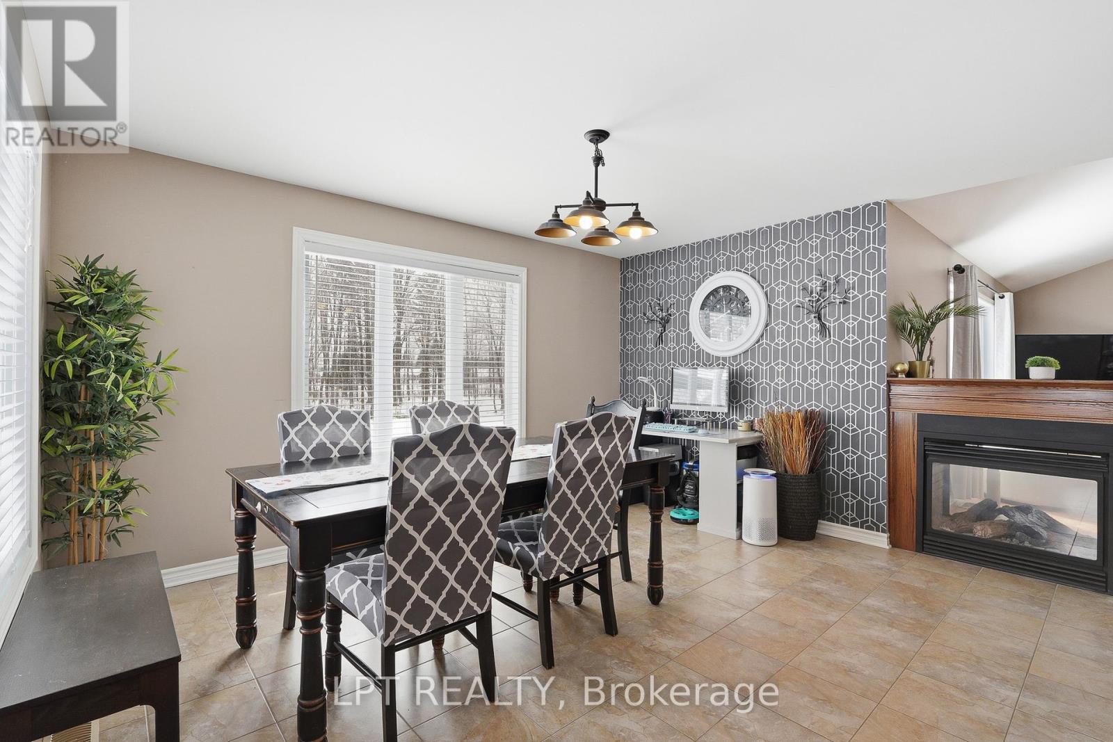 132 Moise-Gendron Street, Clarence-Rockland, Ontario  K0A 1E0 - Photo 9 - X12903992