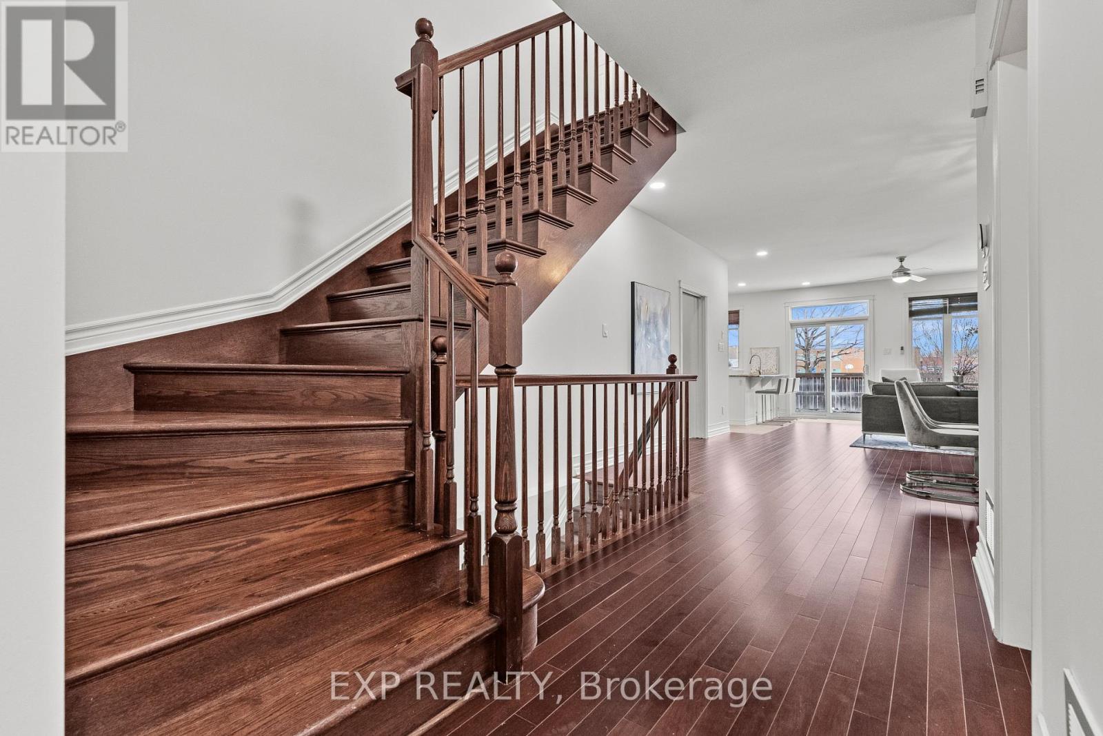 116 Watershield Ridge, Ottawa, Ontario  K2J 5T8 - Photo 6 - X12904076