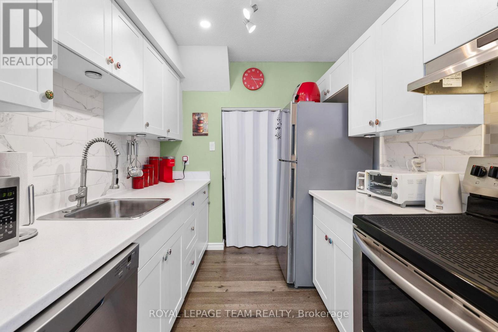 C - 41 Forester Crescent Sw, Ottawa, Ontario K2H 8Y3 - Photo 17 - X12904094