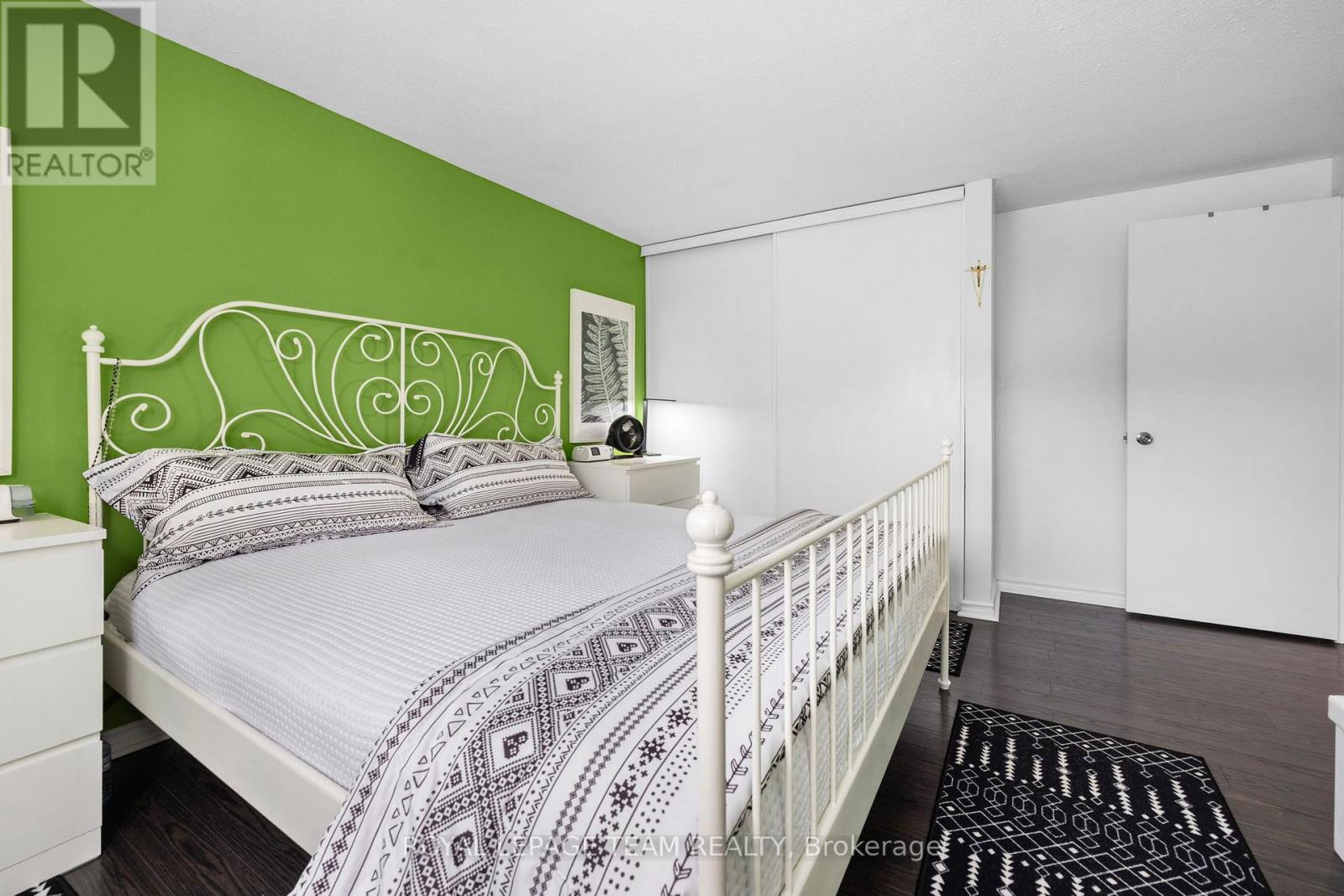 C - 41 Forester Crescent Sw, Ottawa, Ontario K2H 8Y3 - Photo 24 - X12904094