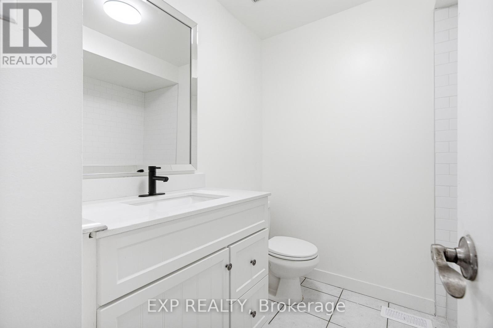 46 Charkay Street, Ottawa, Ontario  K2E 5N4 - Photo 16 - X12904164