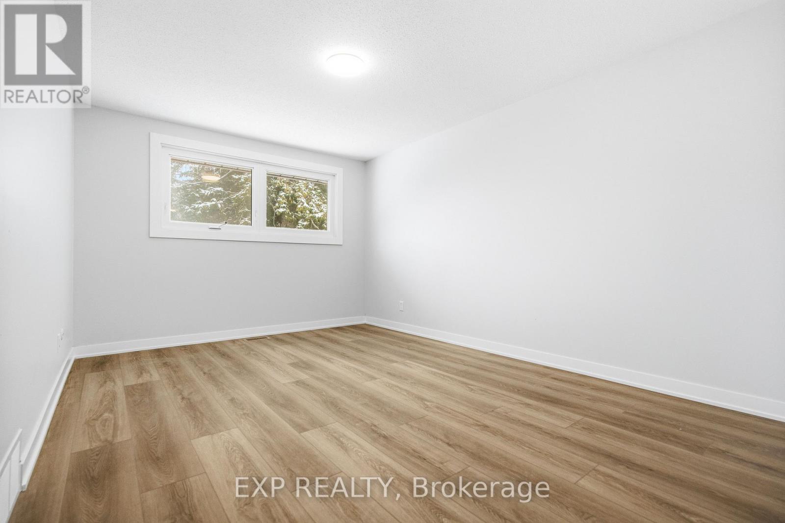 46 Charkay Street, Ottawa, Ontario  K2E 5N4 - Photo 18 - X12904164