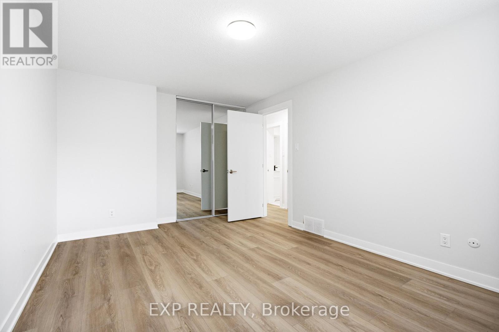 46 Charkay Street, Ottawa, Ontario  K2E 5N4 - Photo 19 - X12904164