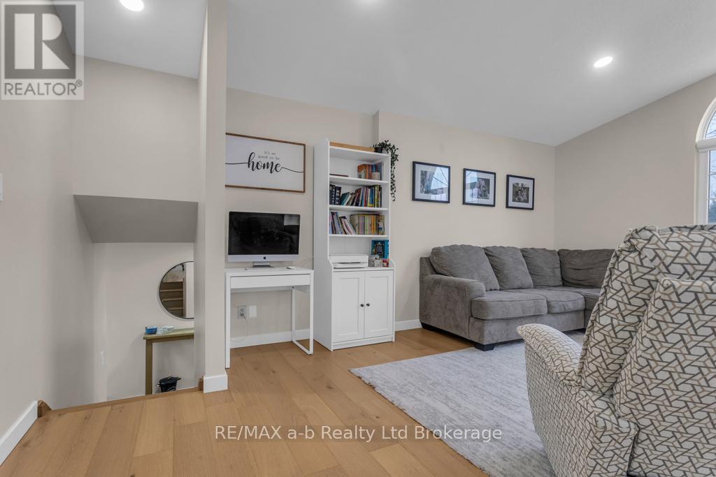 6744 Hacienda Road, Malahide, Ontario  N5H 2R5 - Photo 18 - X12904126