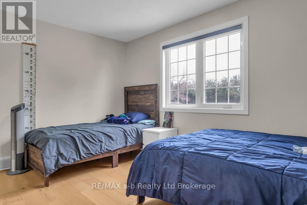 6744 Hacienda Road, Malahide, Ontario  N5H 2R5 - Photo 25 - X12904126