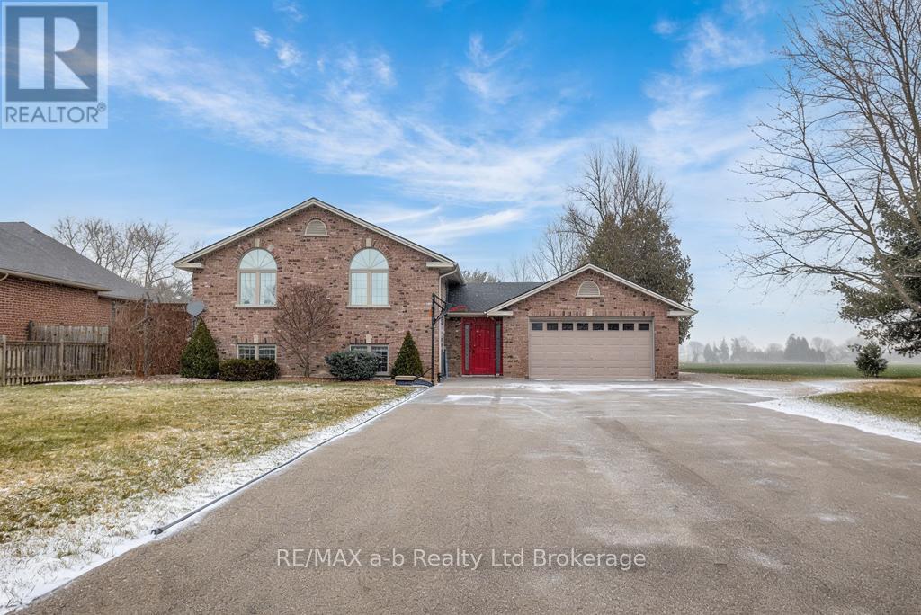 6744 Hacienda Road, Malahide, Ontario  N5H 2R5 - Photo 4 - X12904126