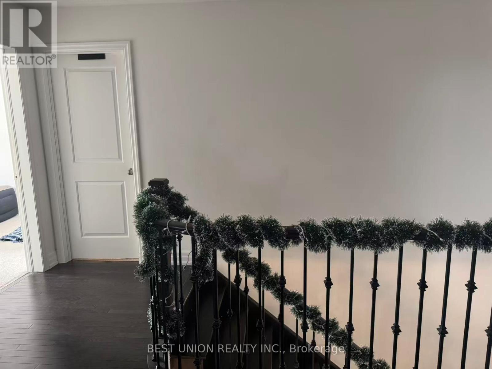 52 Beaverdams Drive, Whitby, Ontario  L0E 1N0 - Photo 12 - E12867266