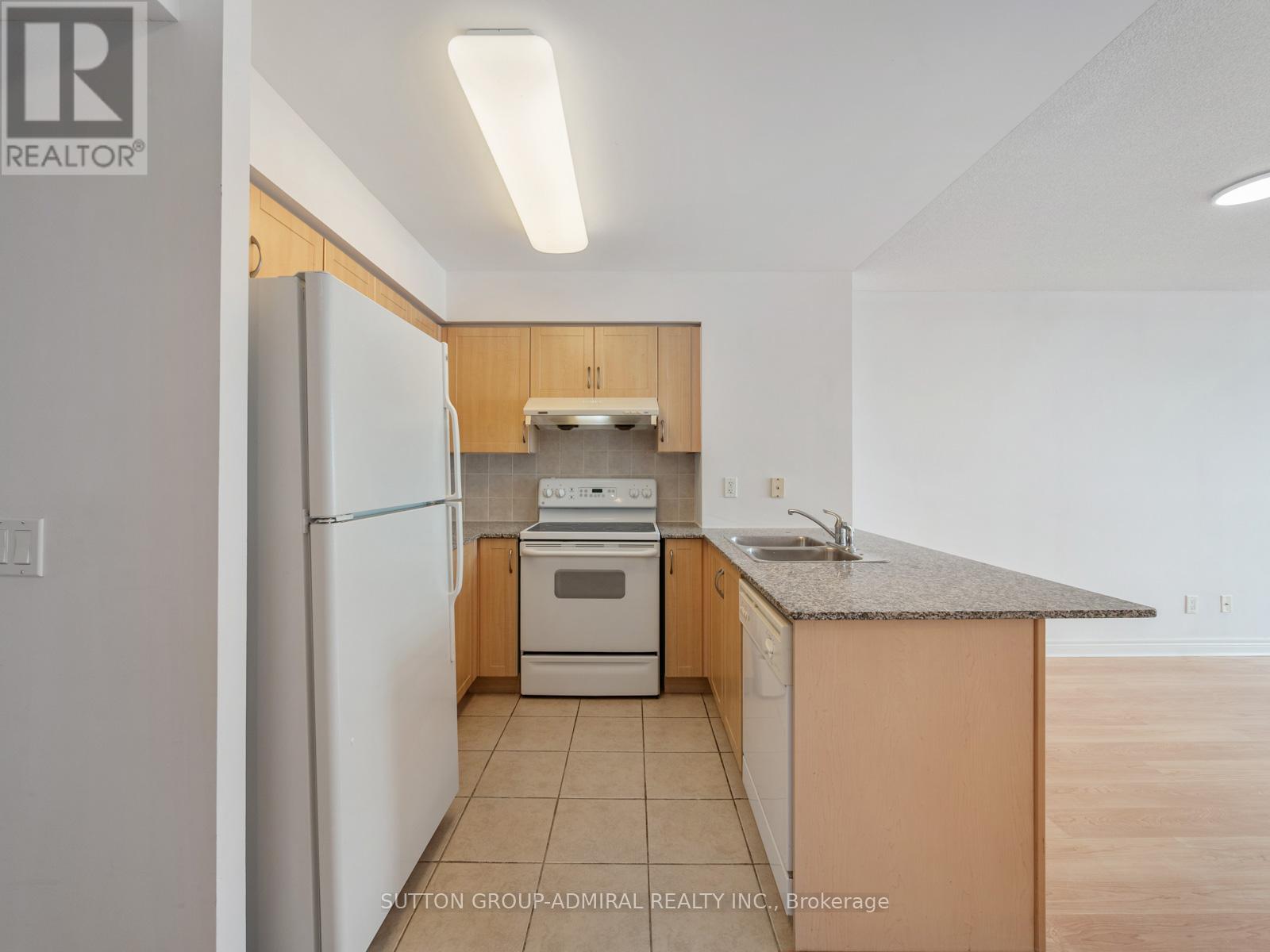 1101 - 60 Disera Drive, Vaughan, Ontario  L4J 9G1 - Photo 8 - N12902576