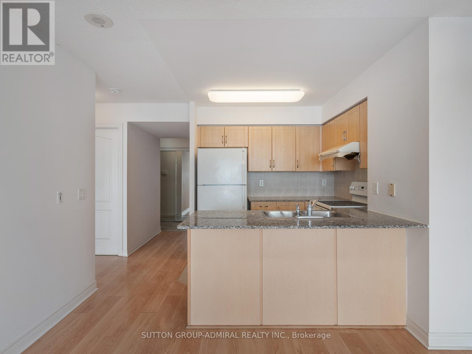 1101 - 60 Disera Drive, Vaughan, Ontario  L4J 9G1 - Photo 11 - N12902576