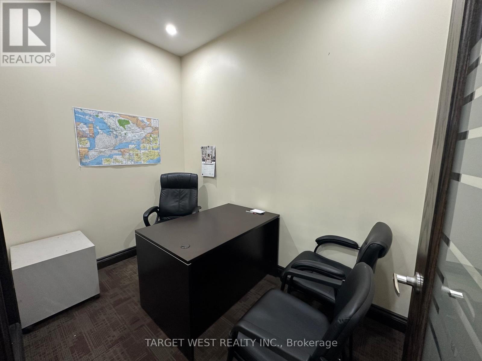 13 - 680 Rexdale Boulevard, Toronto, Ontario  M9W 0B5 - Photo 11 - W12901164