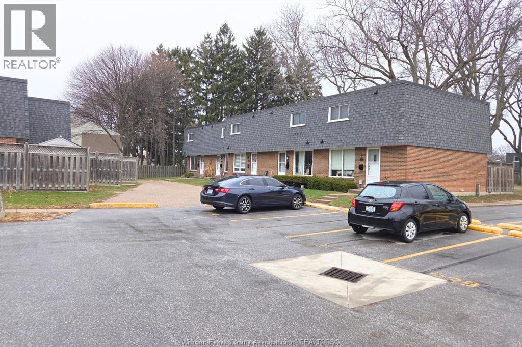 226 Victoria, Amherstburg, Ontario  N9V 2K5 - Photo 2 - 26005826