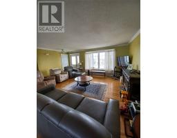 31 Alexander Crescent