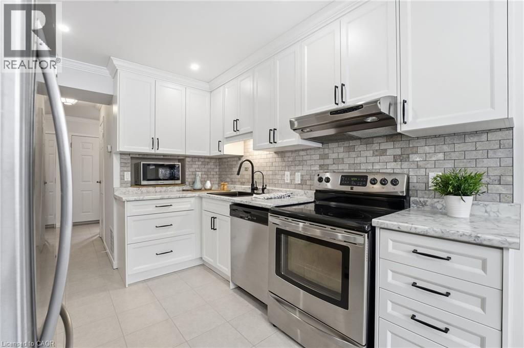 30 Green Valley Drive Unit# 74, Kitchener, Ontario  N2P 1G8 - Photo 15 - 40813705