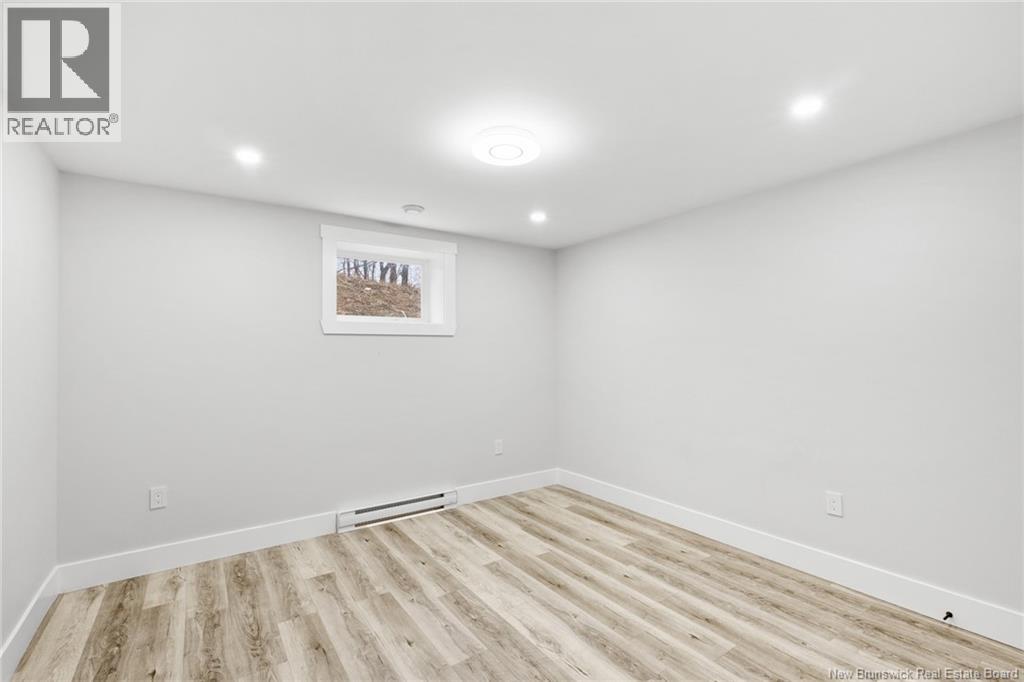 20 Stapleton Street, Fredericton, New Brunswick  E3C 0J4 - Photo 33 - NB135508