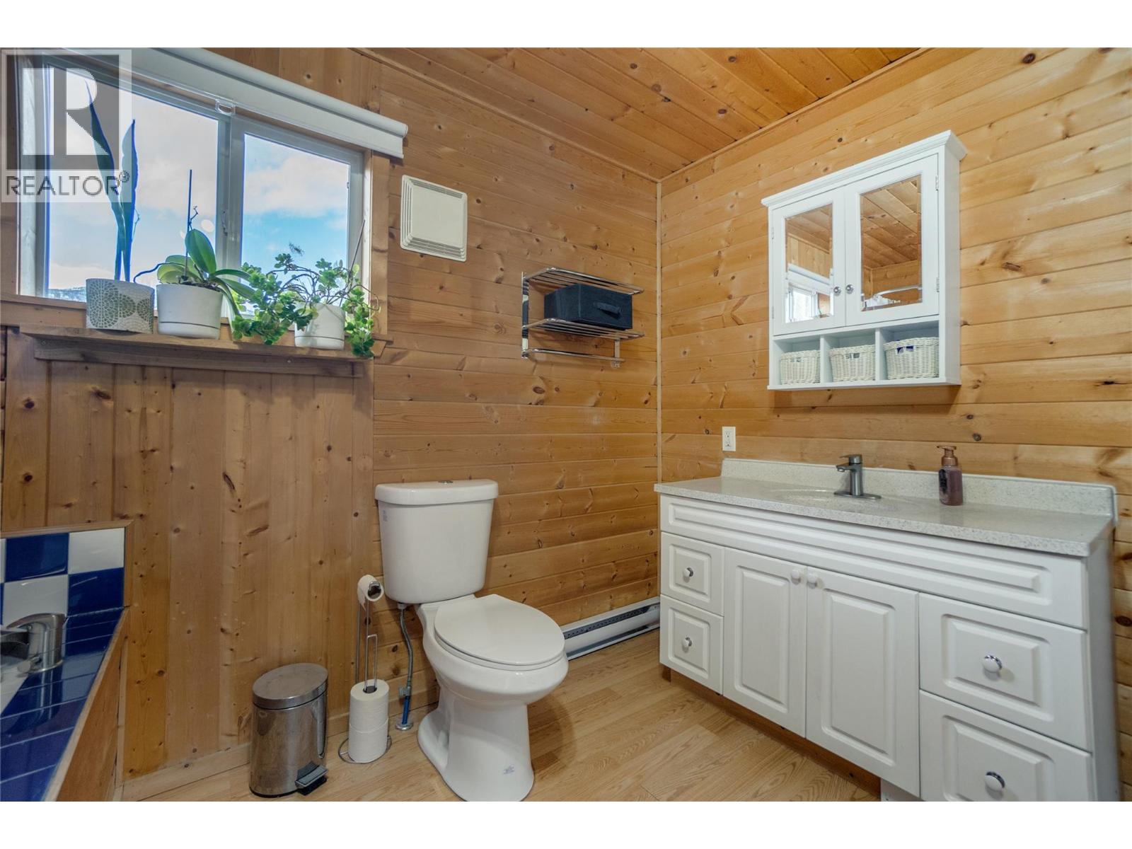 1705 Perrier Road, Nelson, British Columbia  V1L 6Y8 - Photo 15 - 10378482