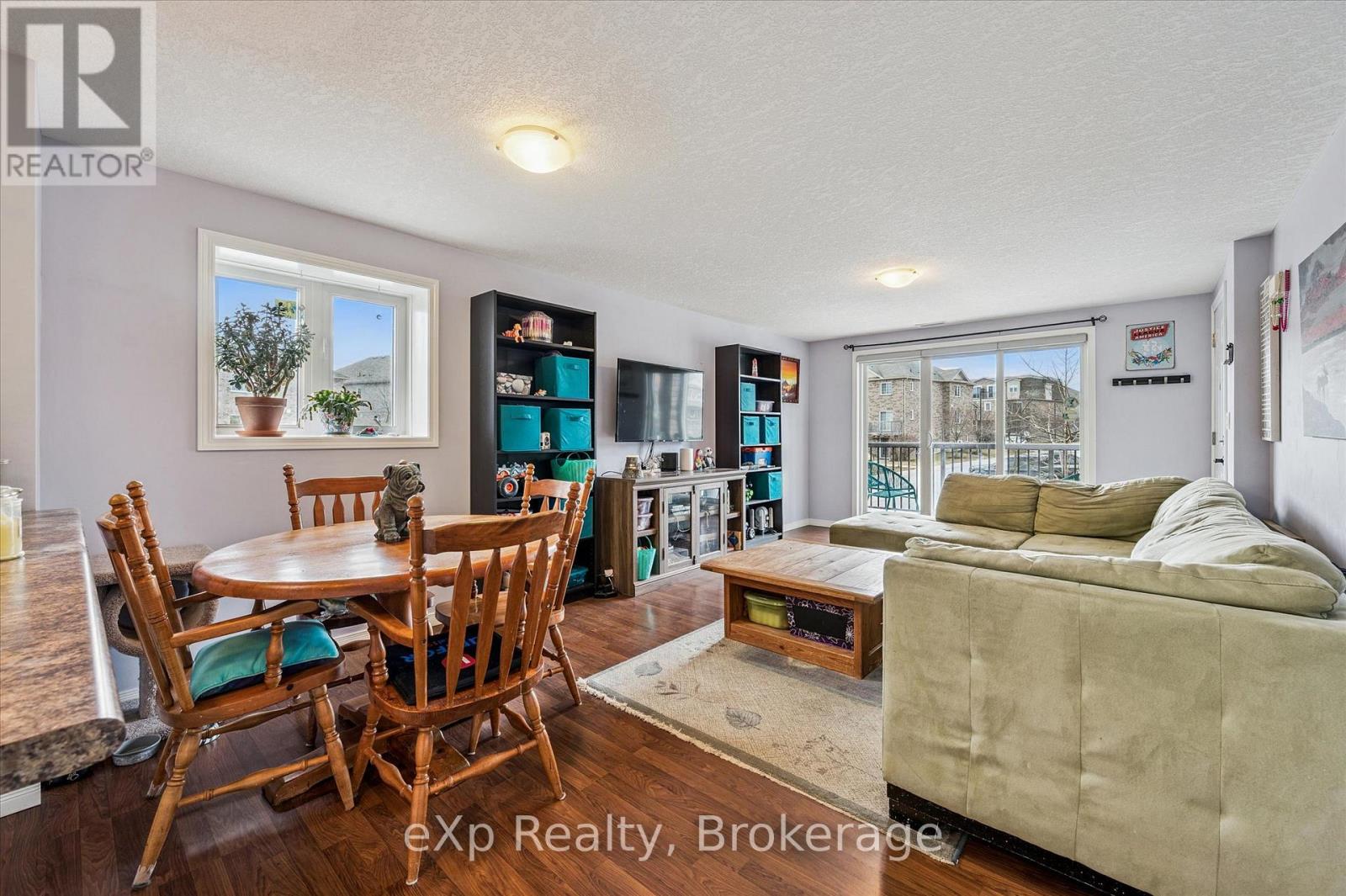 87 - 35 Mountford Drive, Guelph, Ontario  N1E 0G6 - Photo 12 - X12904036