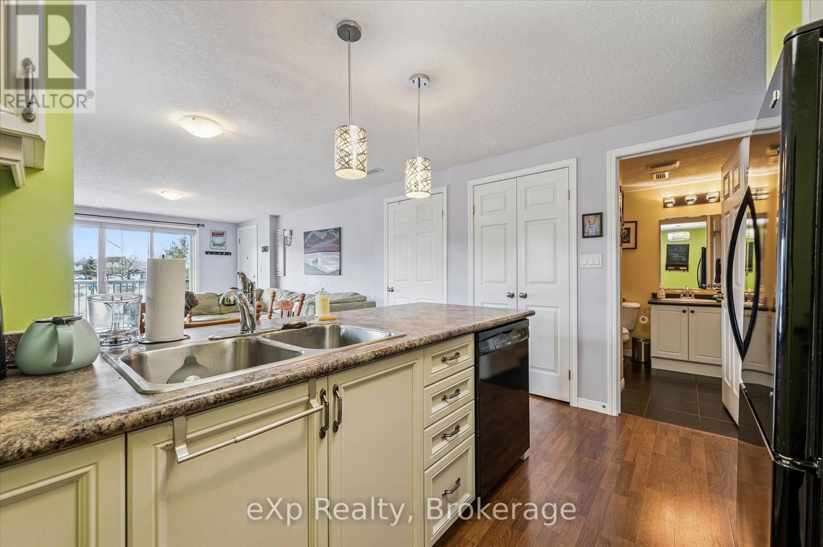 87 - 35 Mountford Drive, Guelph, Ontario  N1E 0G6 - Photo 15 - X12904036