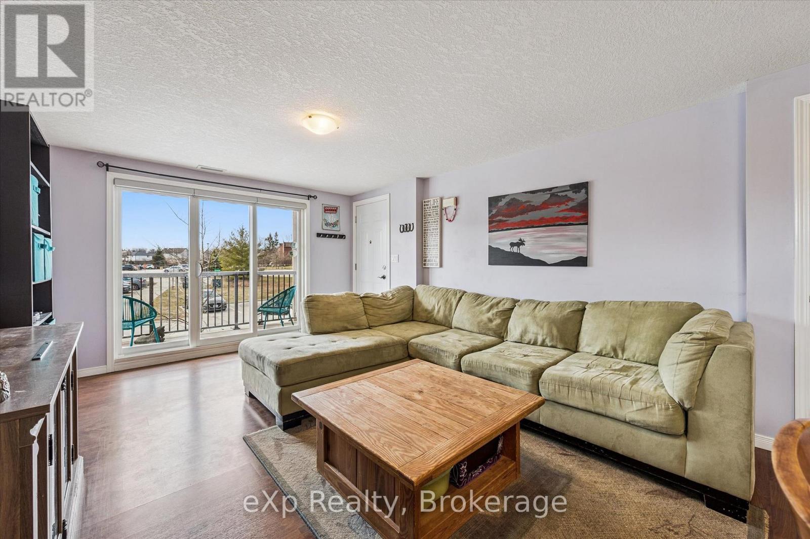 87 - 35 Mountford Drive, Guelph, Ontario  N1E 0G6 - Photo 5 - X12904036