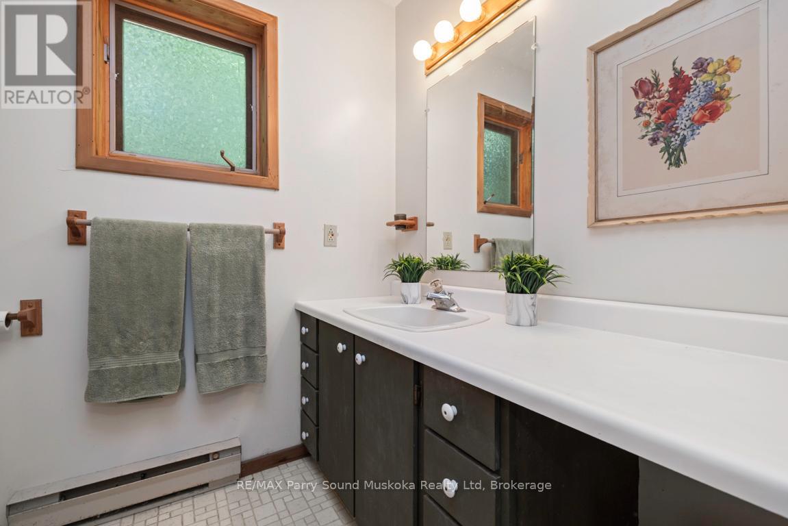 20 Prior Lane, Seguin, Ontario  P2A 0B2 - Photo 24 - X12904080