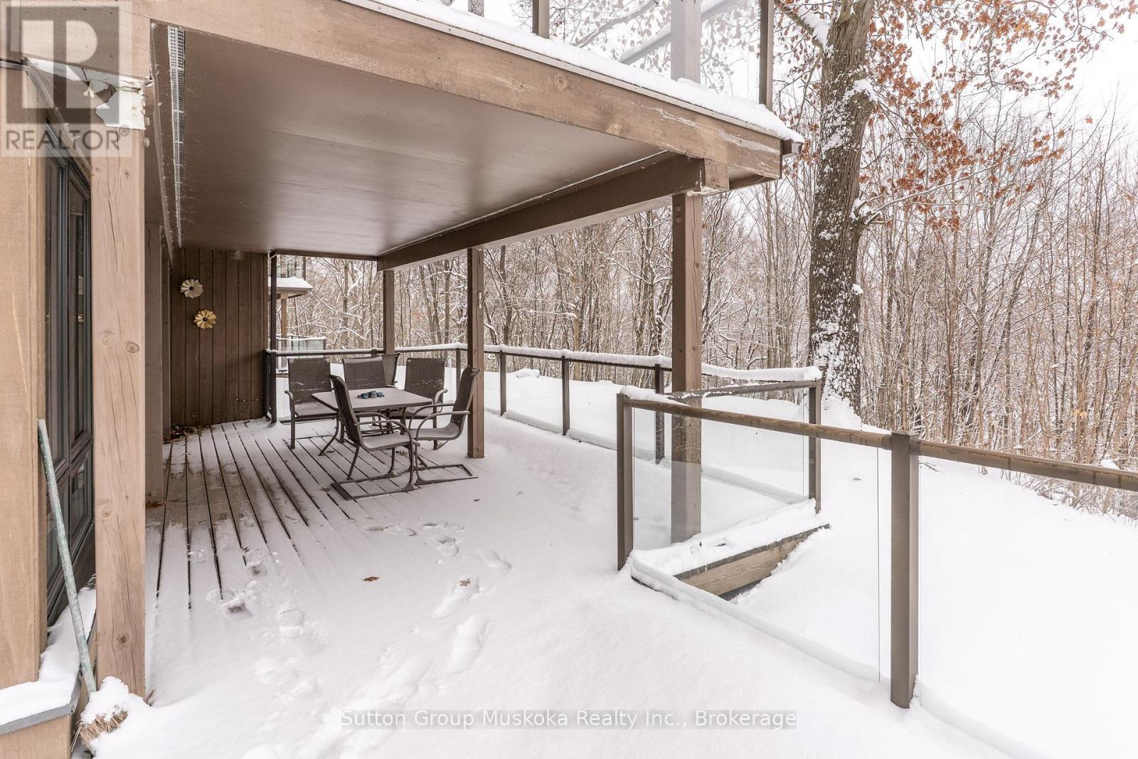 22-102 Oakridge - Deerhurst Resort Drive, Huntsville, Ontario P1H 2E8 - Photo 8 - X12904142