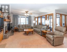 22-102 OAKRIDGE - DEERHURST RESORT DRIVE, huntsville (chaffey), Ontario