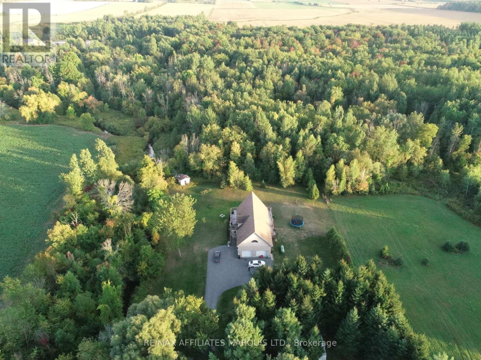 35 Nevada Street, North Stormont, Ontario  K0C 1W0 - Photo 11 - X12904134