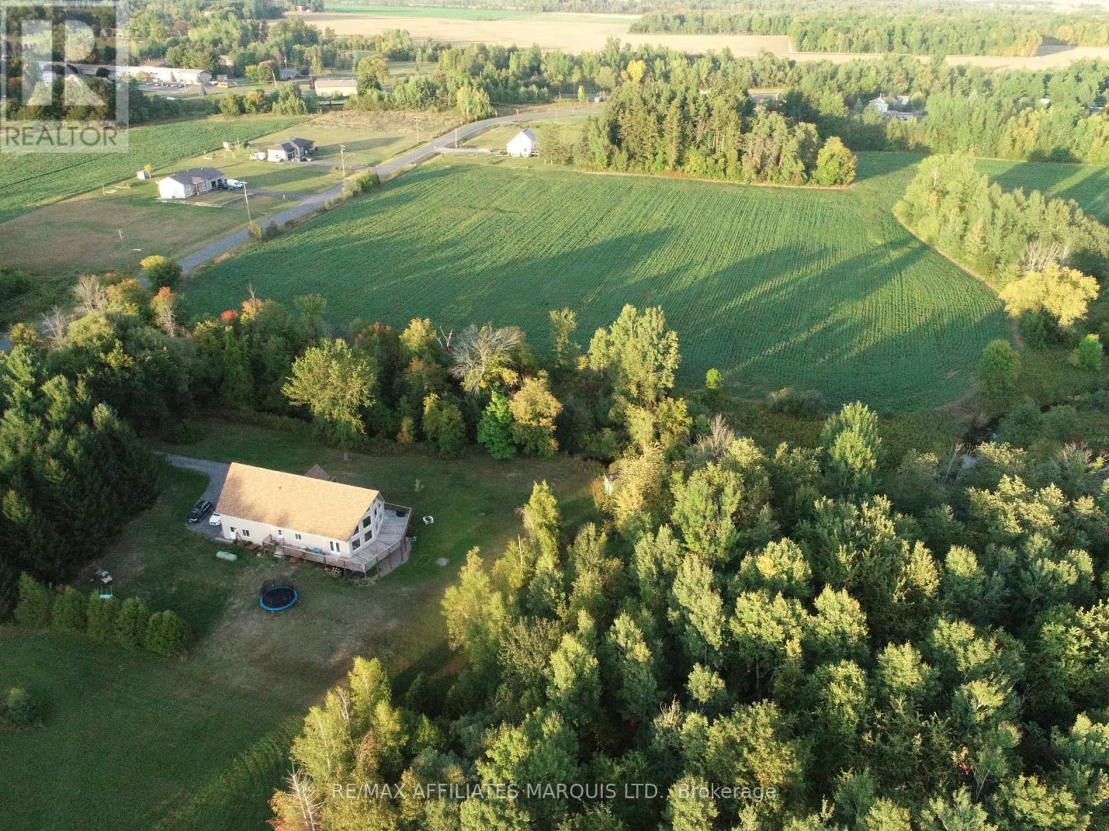 35 Nevada Street, North Stormont, Ontario  K0C 1W0 - Photo 39 - X12904134