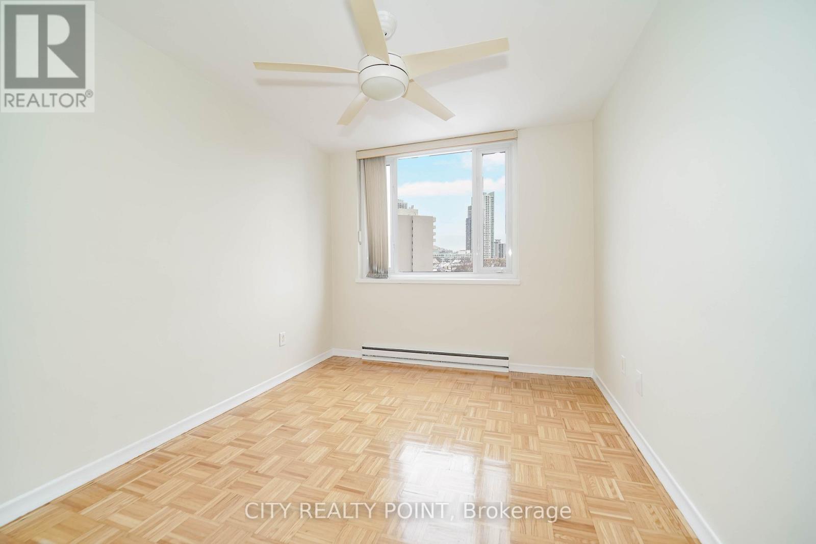 1006 - 55 Isabella Street, Toronto, Ontario  M4Y 1M8 - Photo 11 - C12904104