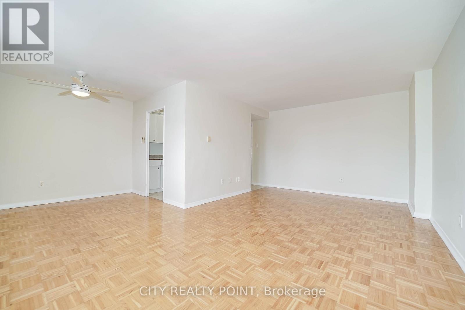 1006 - 55 Isabella Street, Toronto, Ontario  M4Y 1M8 - Photo 5 - C12904104