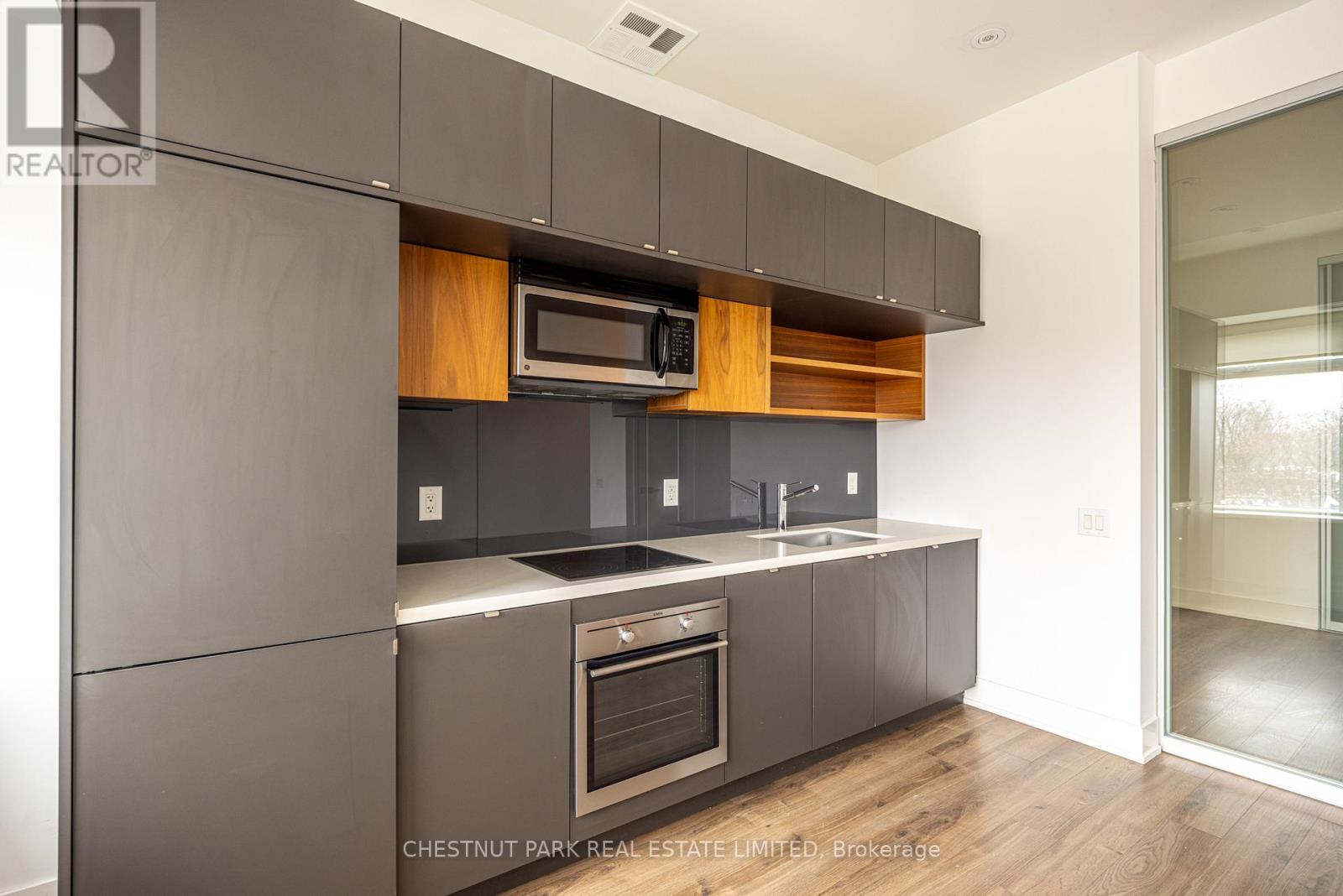 416 - 111 St Clair Avenue W, Toronto, Ontario  M4V 1N5 - Photo 5 - C12904146