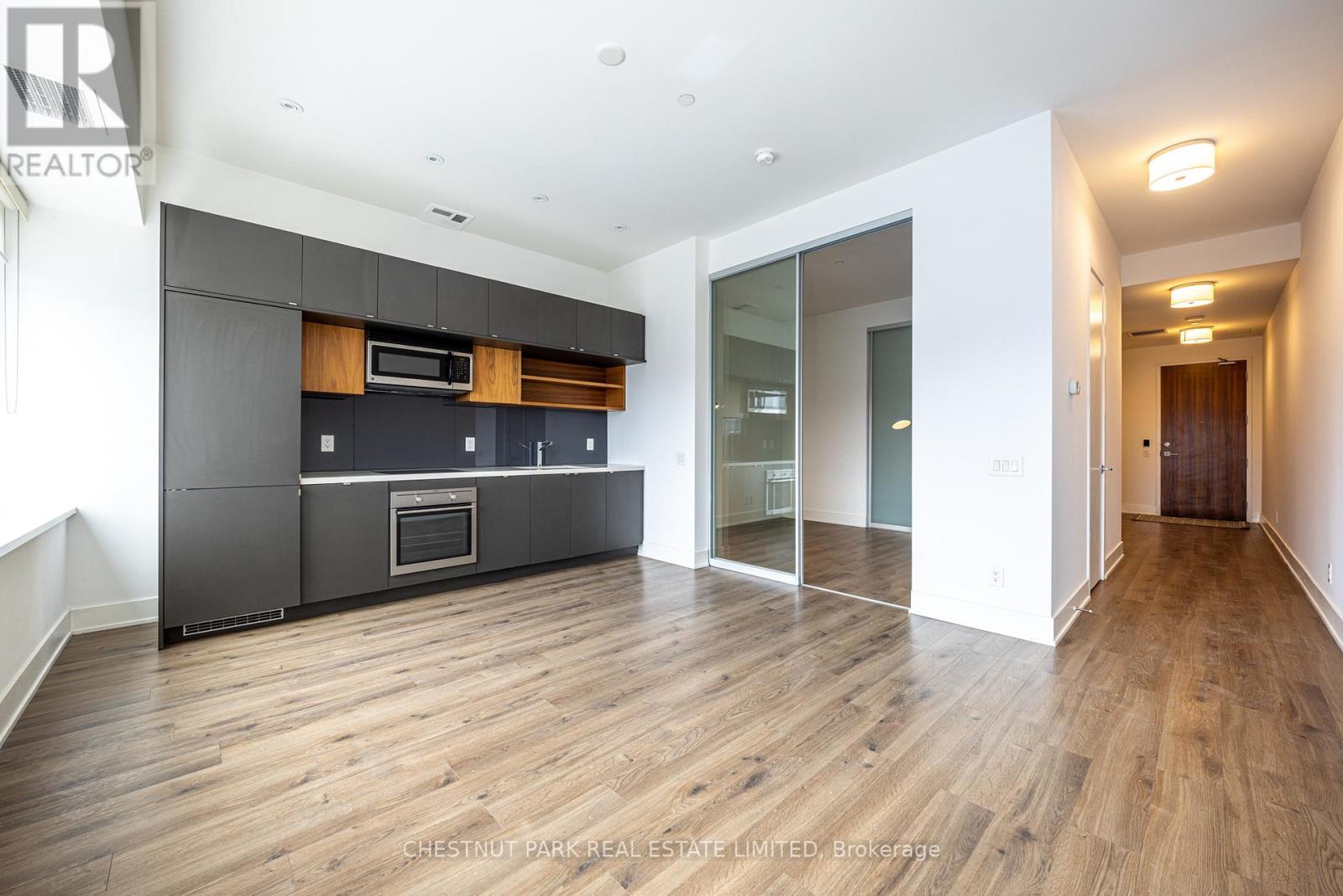 416 - 111 St Clair Avenue W, Toronto, Ontario  M4V 1N5 - Photo 9 - C12904146