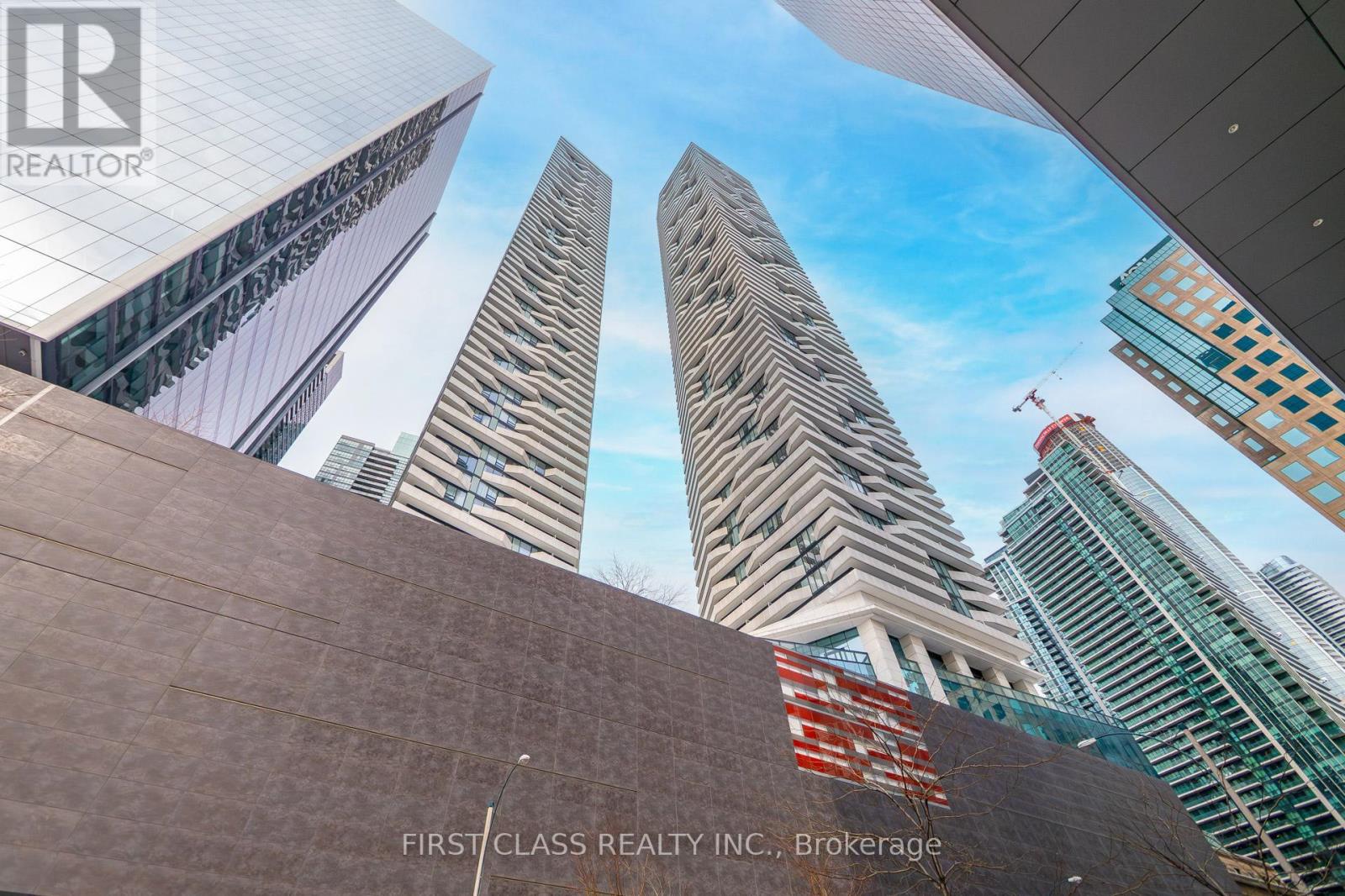 2502 - 100 HARBOUR STREET, Toronto, Ontario