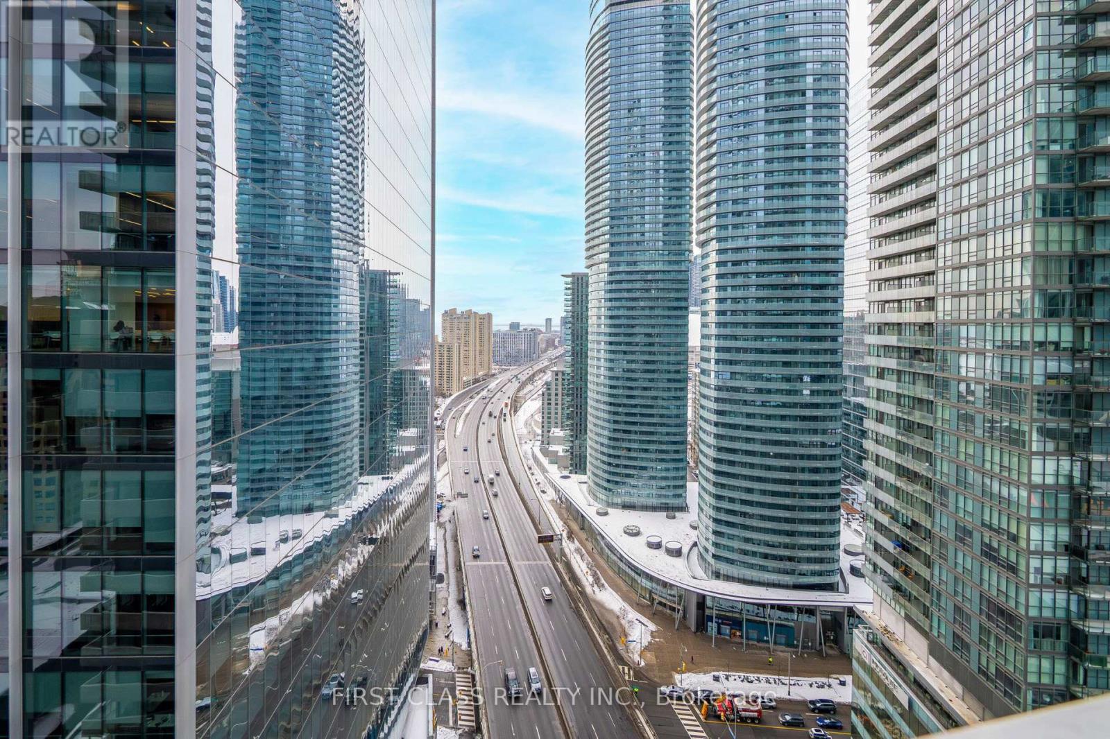 2502 - 100 Harbour Street, Toronto, Ontario  M5J 0B5 - Photo 38 - C12904148