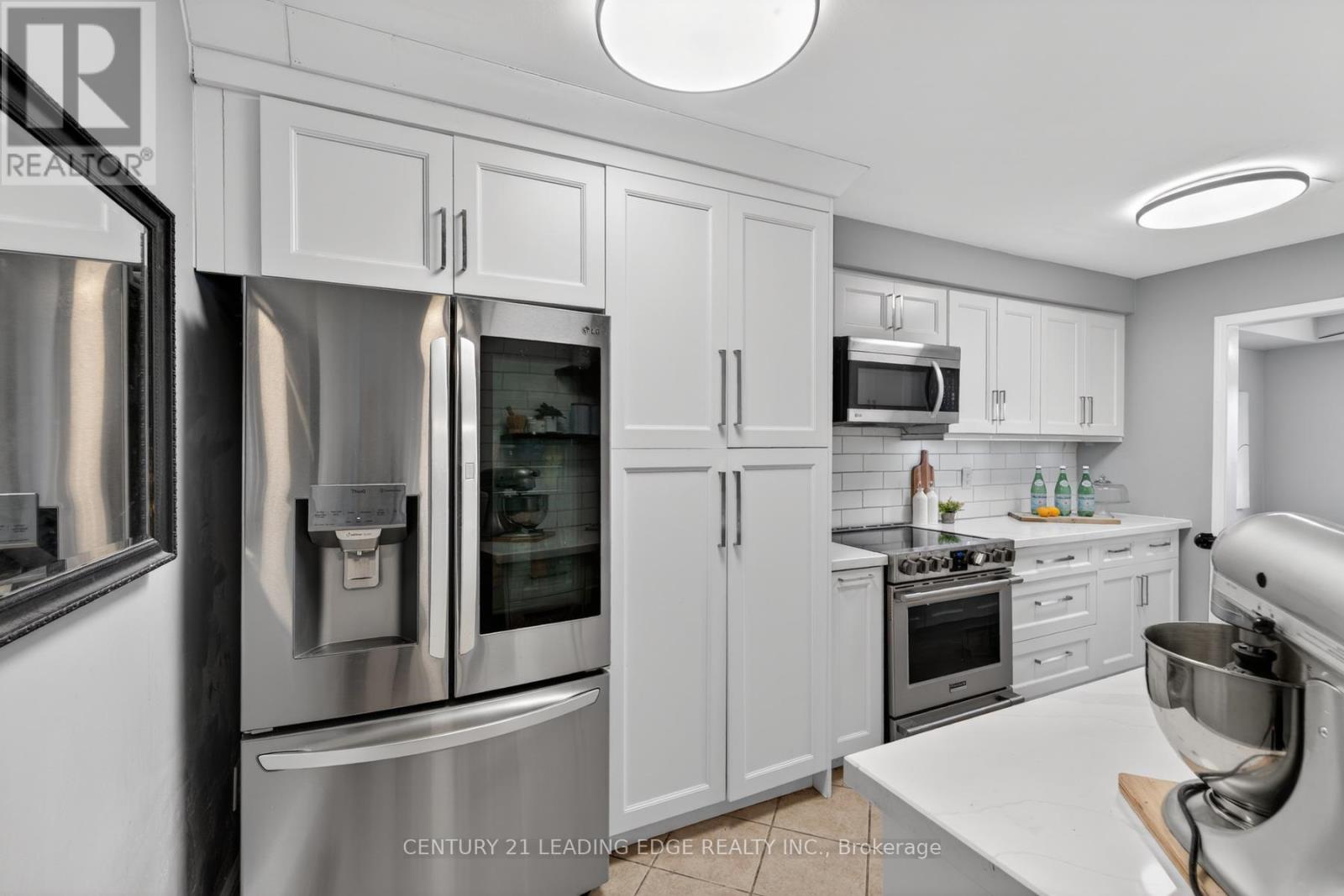 56 Ivory Court, Clarington, Ontario  L1C 5C1 - Photo 7 - E12904108