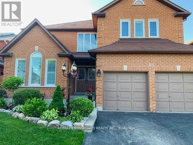 61 SILVERBIRCH PLACE, Whitby, Ontario