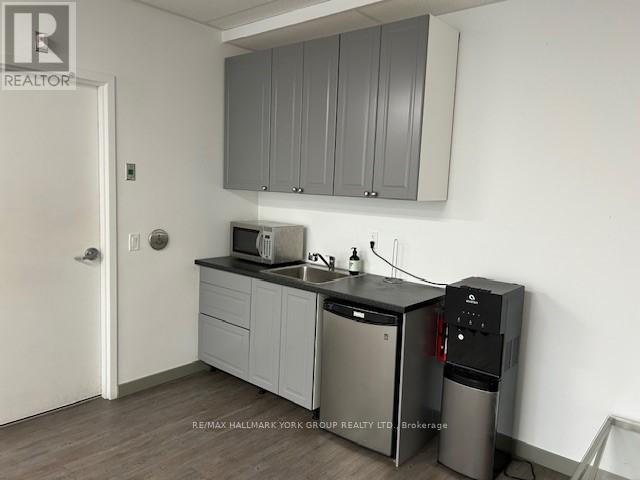 5 - 235 Industrial Parkway S, Aurora, Ontario  L4G 1M6 - Photo 4 - N12385365