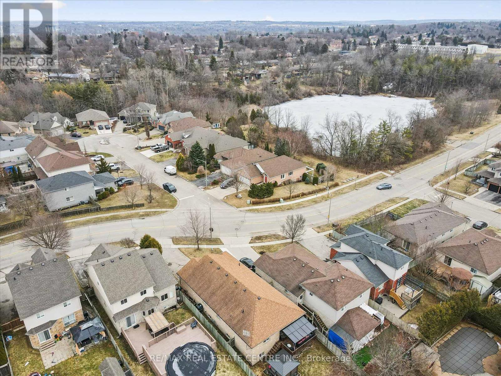 104 Kent Street, Cambridge, Ontario  N1S 4H2 - Photo 35 - X12903566