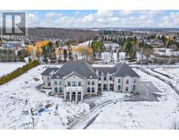 15 EDEN VALE DRIVE, King, Ontario