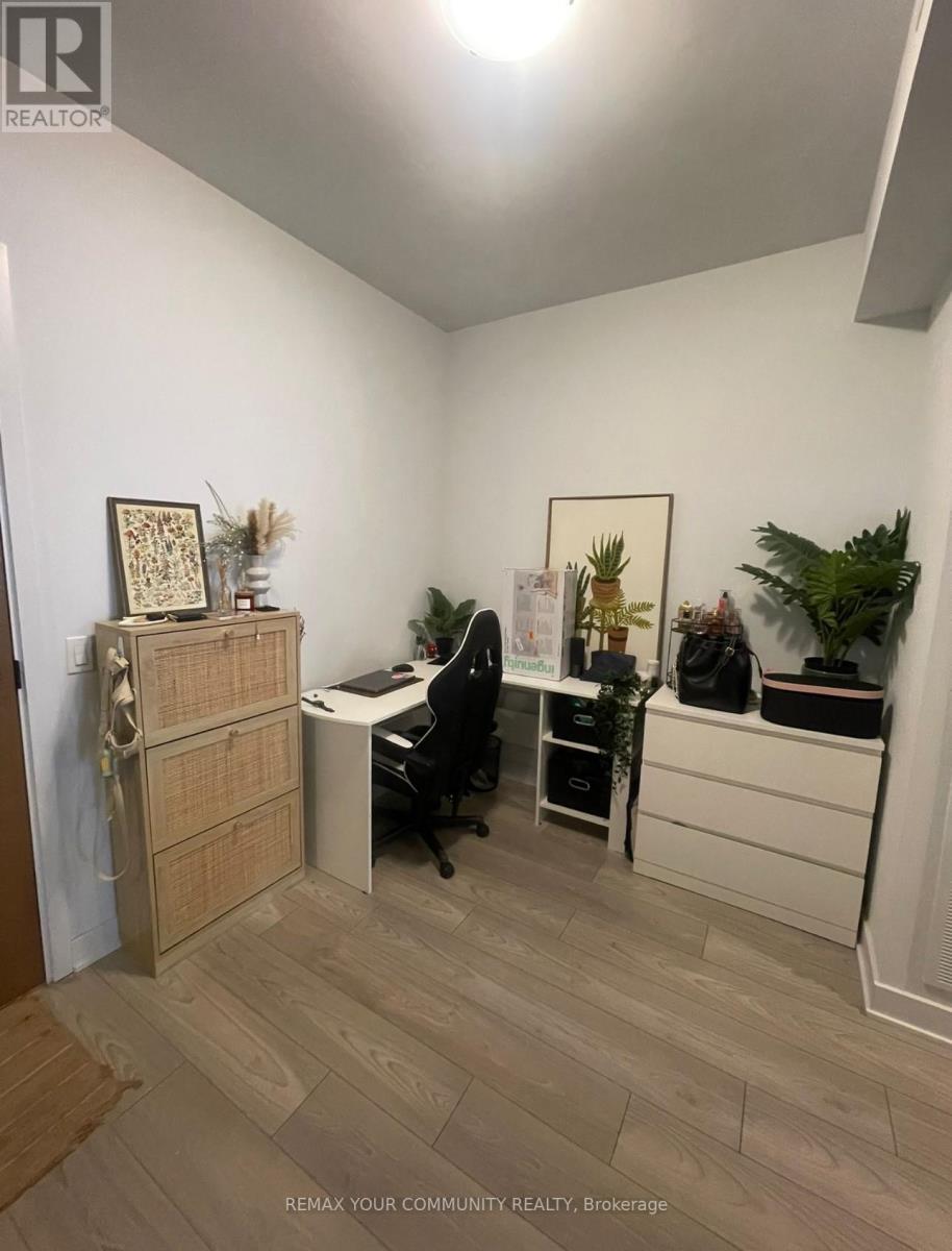 4004 - 2920 Highway 7, Vaughan, Ontario  L4K 0P4 - Photo 5 - N12904186