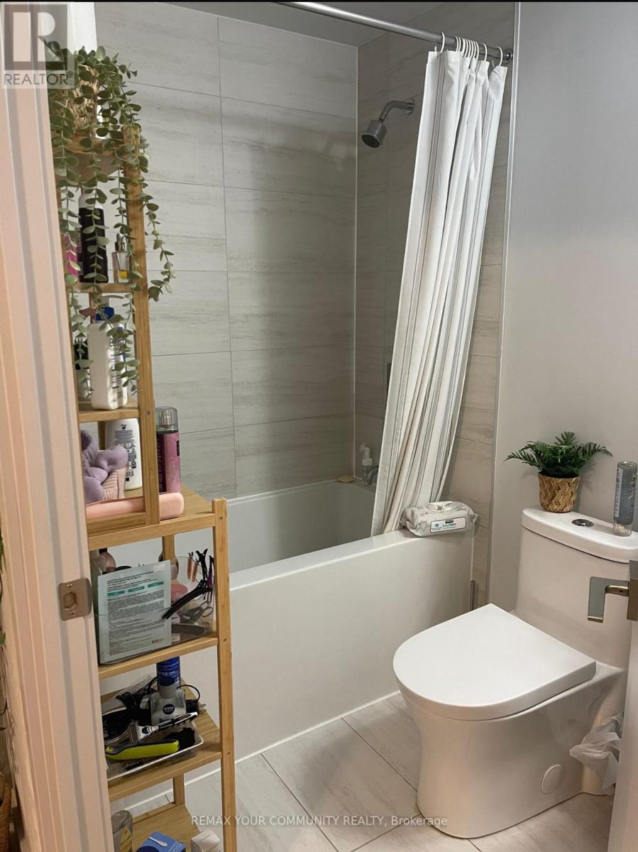 4004 - 2920 Highway 7, Vaughan, Ontario  L4K 0P4 - Photo 8 - N12904186