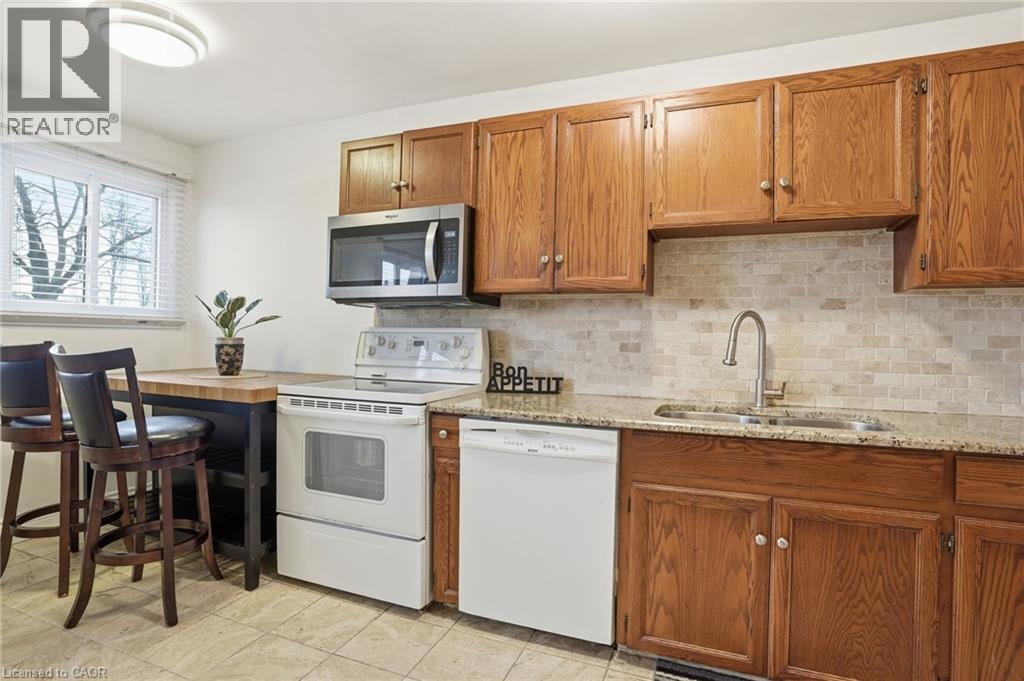 444 W Stone Church Road W Unit# 7, Hamilton, Ontario  L9B 1R1 - Photo 11 - 40810426