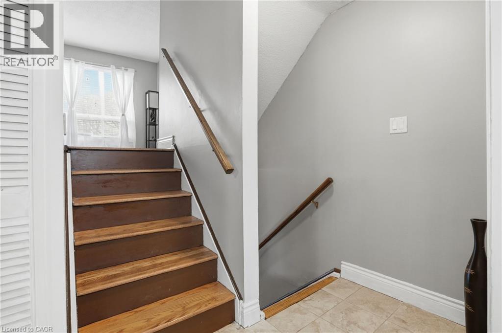 444 W Stone Church Road W Unit# 7, Hamilton, Ontario  L9B 1R1 - Photo 12 - 40810426