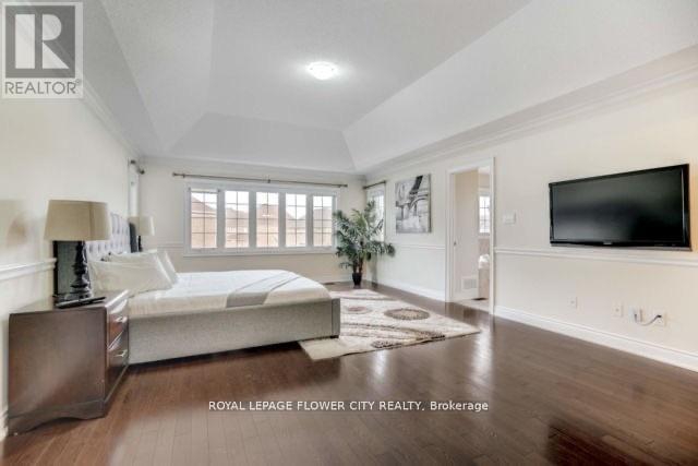 #upper - 51 Degrey Drive, Brampton, Ontario  L6P 3X7 - Photo 24 - W12904070