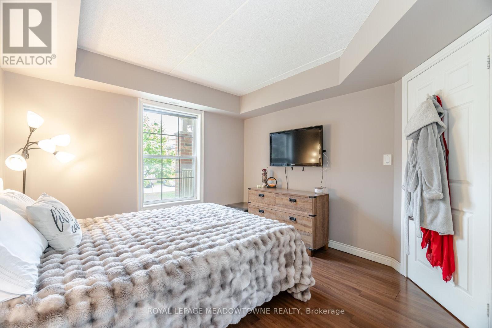 209 - 4005 Kilmer Drive, Burlington, Ontario  L7M 4M2 - Photo 21 - W12904078