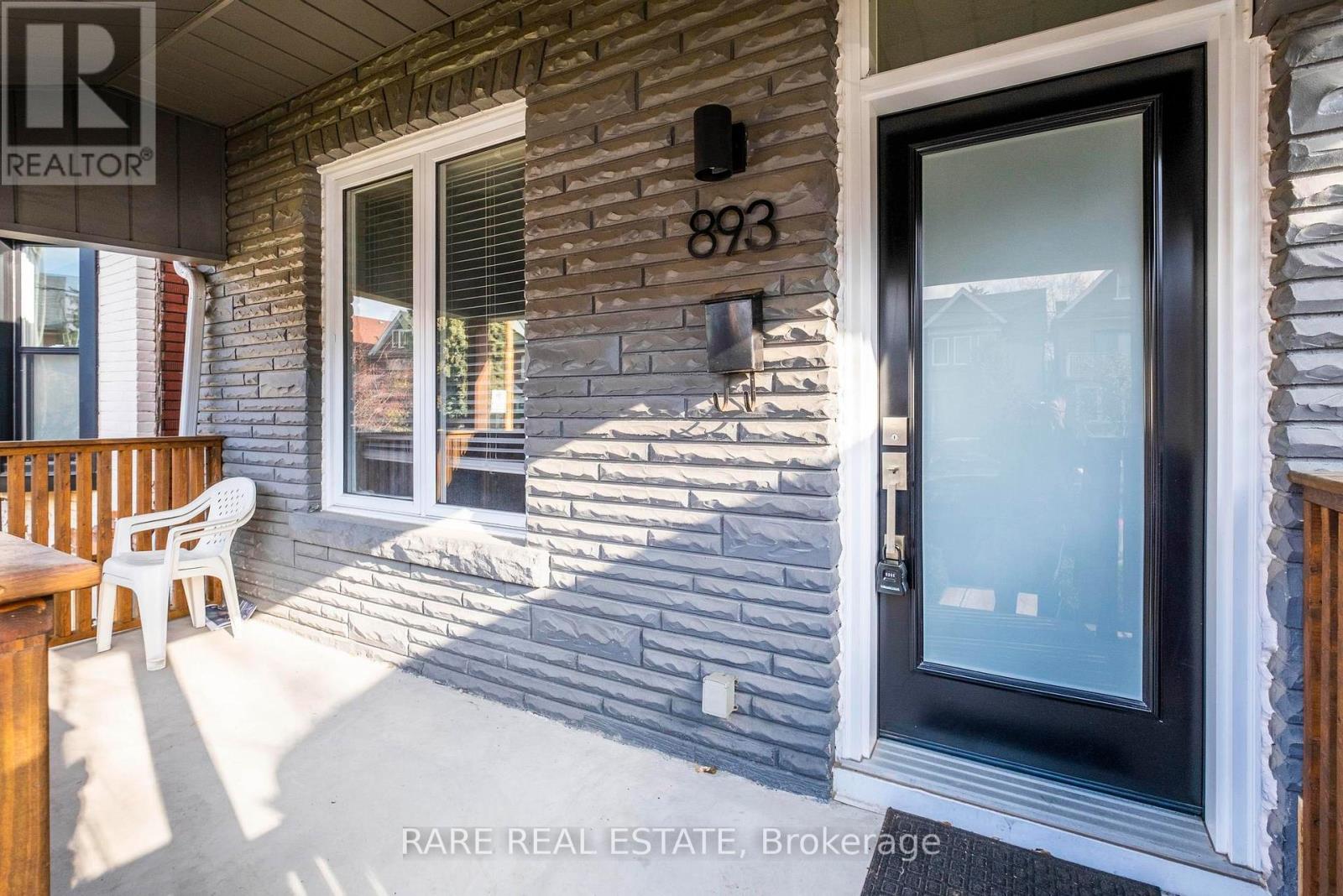 893 Dovercourt Road, Toronto, Ontario  M6H 2X6 - Photo 3 - W12904100