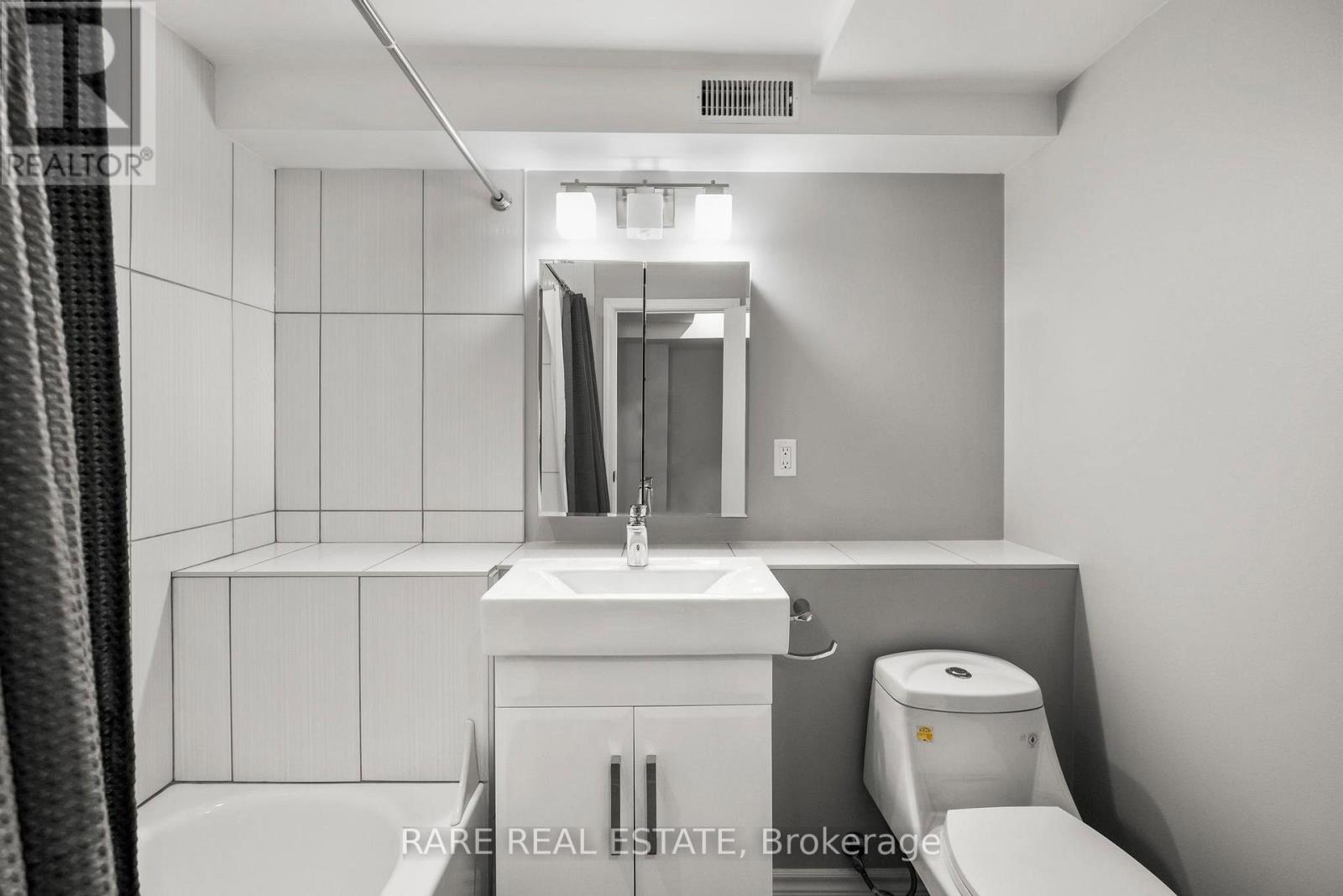 893 Dovercourt Road, Toronto, Ontario  M6H 2X6 - Photo 31 - W12904100